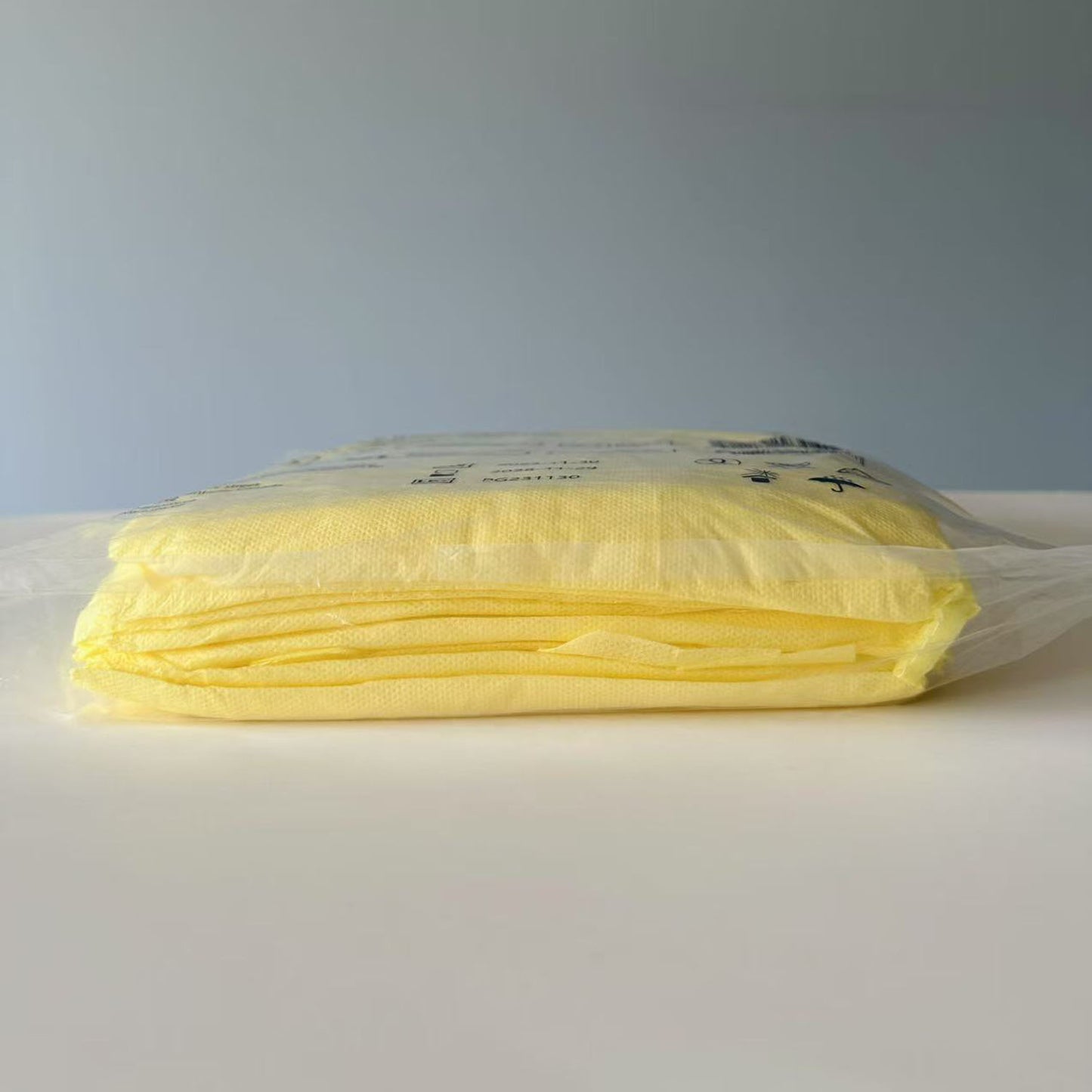 Premium Isolation Gown, Large / Universal, Yellow, 50 / Case
